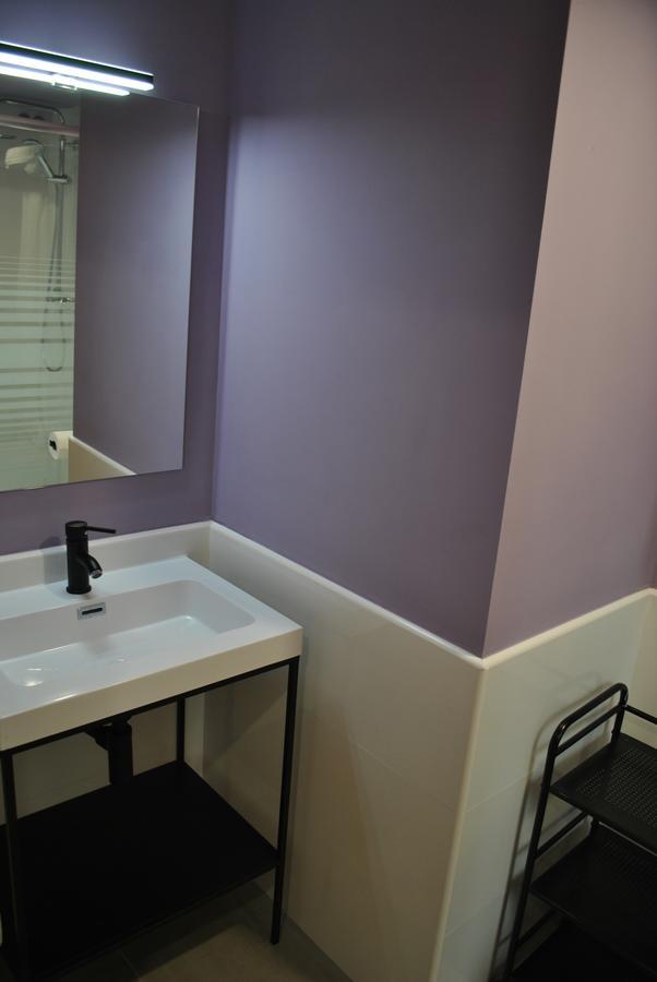 סרברה Hostal Universitat מראה חיצוני תמונה